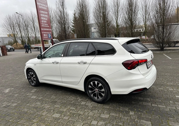 Fiat Tipo cena 39900 przebieg: 169552, rok produkcji 2020 z Swarzędz małe 407